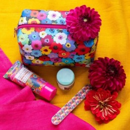 Rankų ir nagų priežiūros priemonių rinkinys Cloud Nine Hand & Nail Care Bag CNFG7746 3